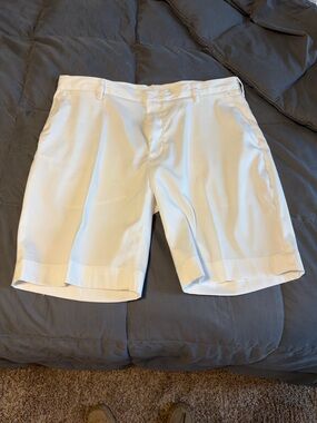 Mens white Polo shorts. 36. Like new. Worn once